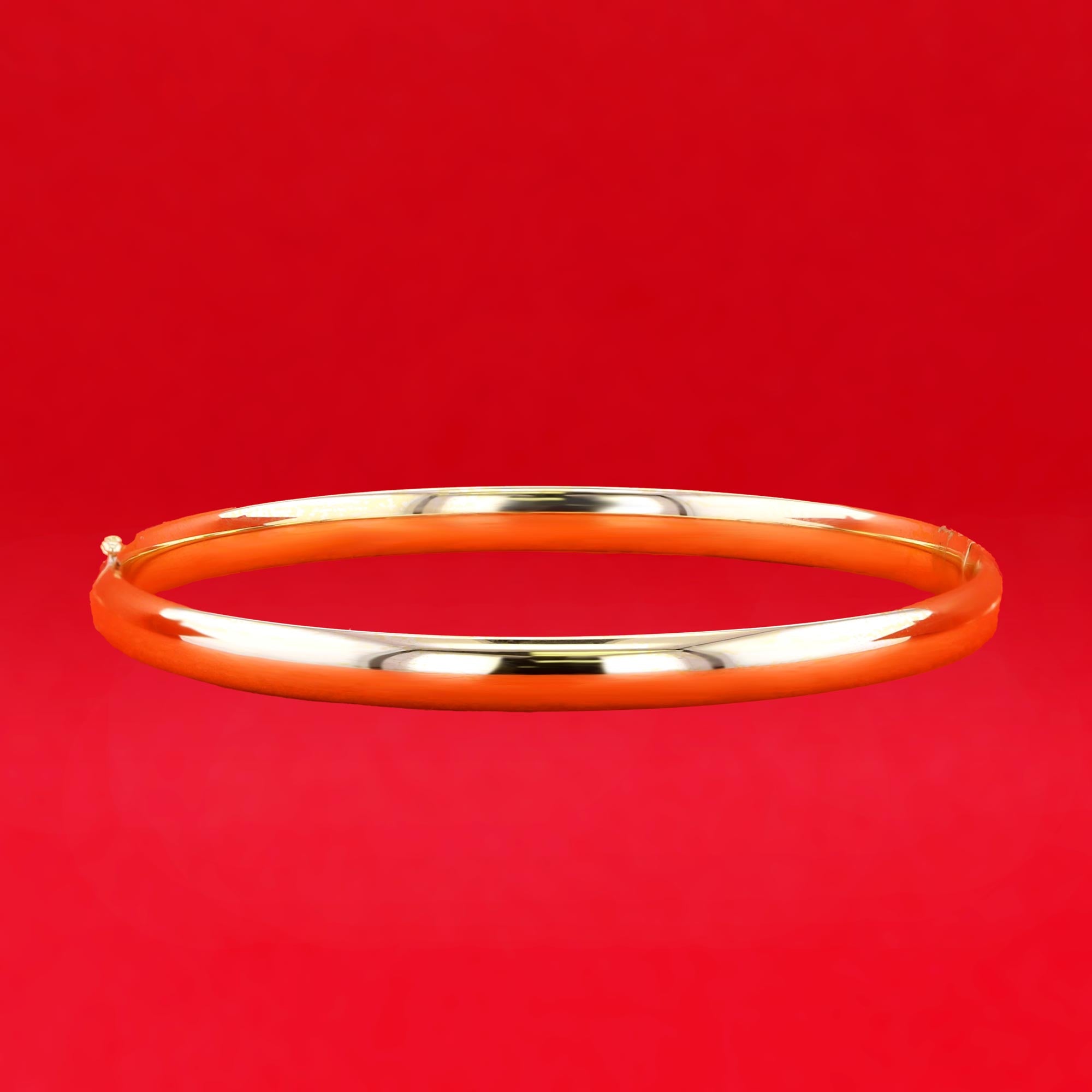 Simply Golden Bangle Bracelet